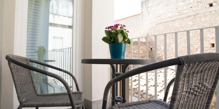 APPARTAMENTO AZZURRO – BILOCALE CON BALCONE